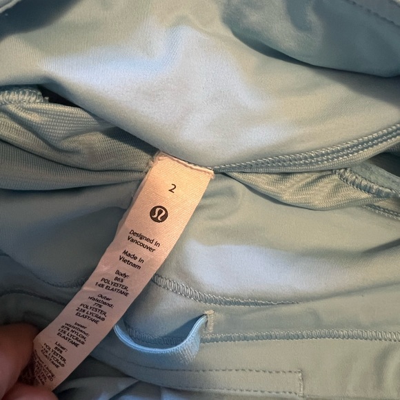 Lululemon shorts - Picture 4 of 5